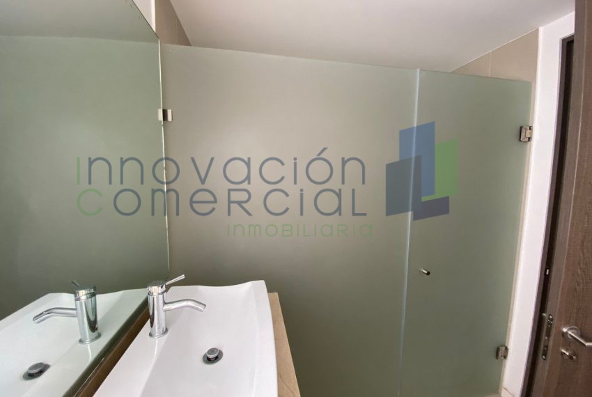 64e218d6-a0d3-4145-a7c9-5fd019997463