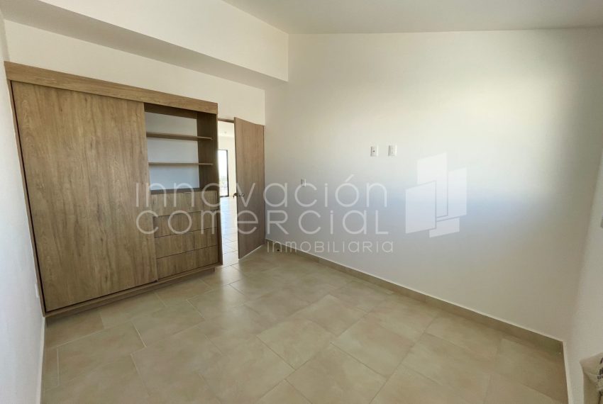 06ecd885-18de-4311-9d62-7ef45abb66e8