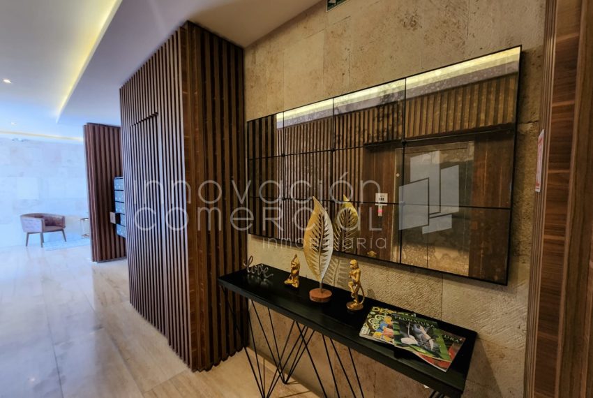 ab5ca248-c44b-45b1-be86-cc8378437075