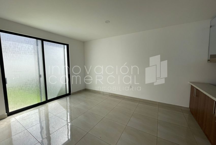 WhatsApp Image 2025-11-07 at 07.25.12 (1)