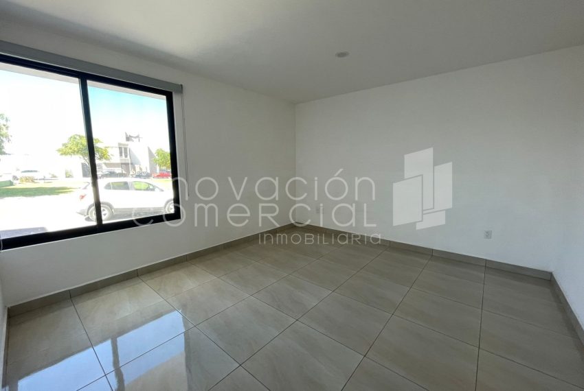 WhatsApp Image 2025-11-07 at 07.25.12 (2)