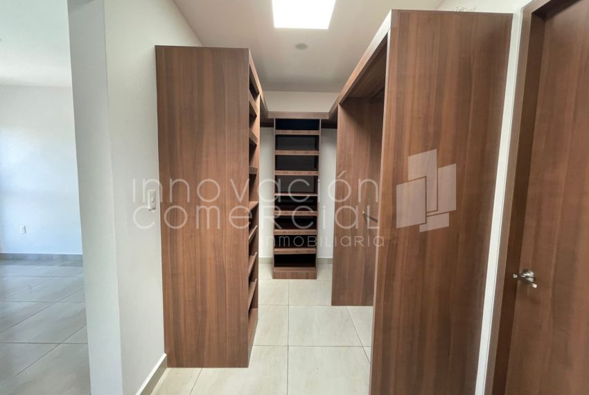 WhatsApp Image 2025-11-07 at 07.25.13 (1)